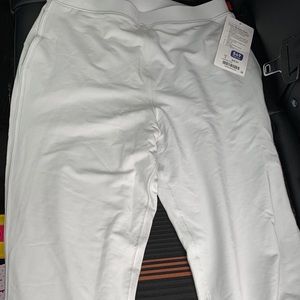 Lululemon Every Moment Pant